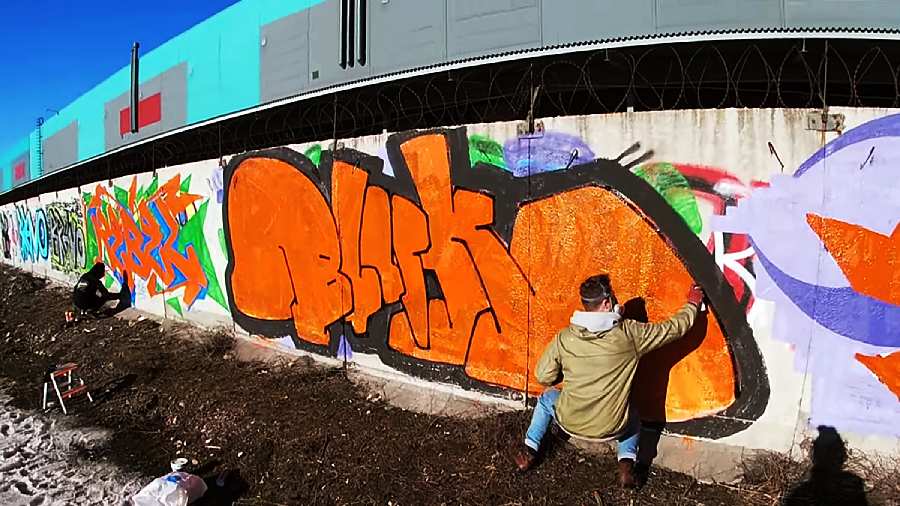 Dazzling graffiti production