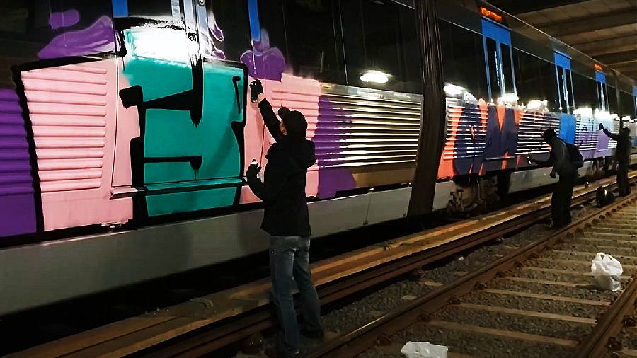 FYK — Metro Graffiti Pt.2
